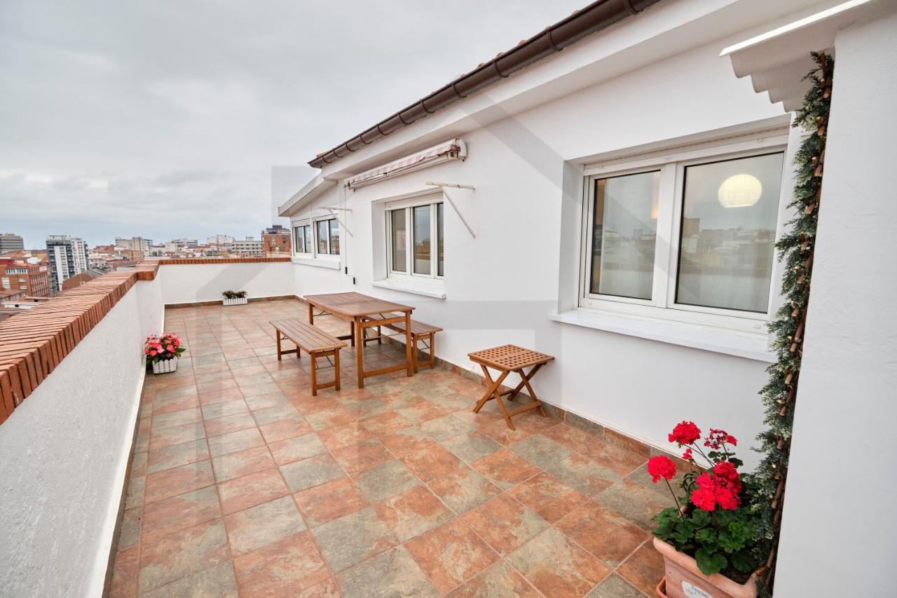 Espectacular Atico A Un Paso Del Centro De Gijon Bed & Breakfast Dış mekan fotoğraf